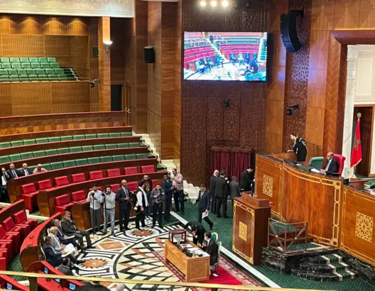 مجلس المسشتارين يتجاهل “خلافات الاشتراكيين” ويستكمل انتخاب هياكله