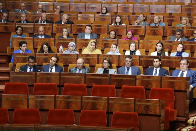 المعارضة تدعو لوقف تبخيس عمل المنتخبين ورؤساء الجماعات وتشيد بالرفع من جباياتها