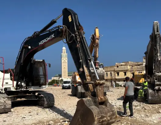 ضحايا المحج الملكي يواصلون احتجاجاتهم.. ومجلس المدينة يصادق على ملياري سنتيم لإكمال عملية الهدم