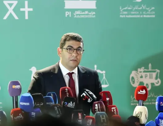 بنسعيد وتواصل الحكومة