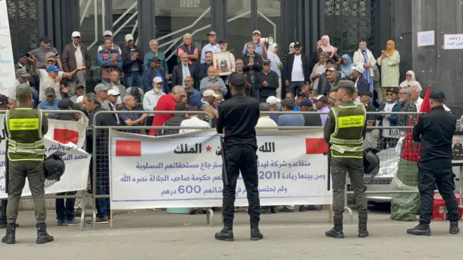 “ليديك والنقابة داتنا فلوسنا”.. متقاعدوا ليديك يستمرون في الاحتجاج ومطالب بتدخل السلطات المعنية