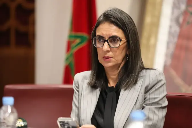 وزيرة المالية: أسعار المحروقات بالمغرب “معقولة” وتضريبها في مستويات عالمية