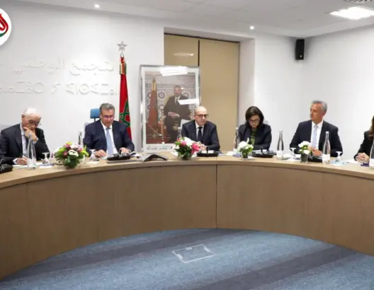 قيادات تجمعية تعلق على زيارة ماكرون والتعديل الحكومي