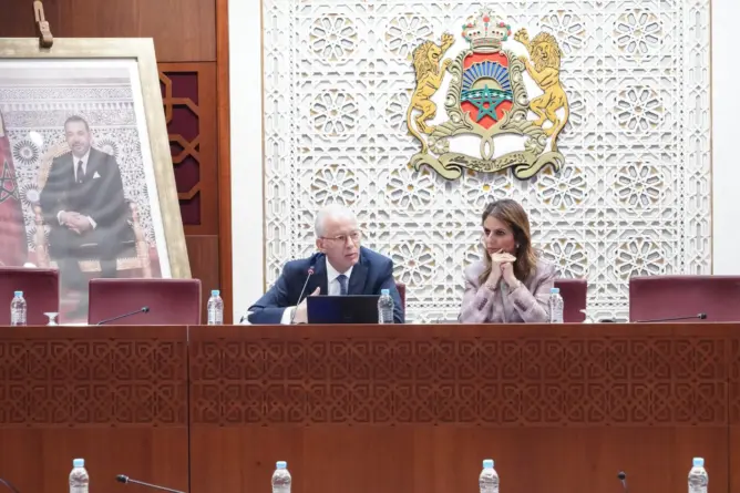 برلماني ينتفض ضد تفشي الرشوة بالجامعة..”الدكتوراه كتعطى بـ7 ملايين”
