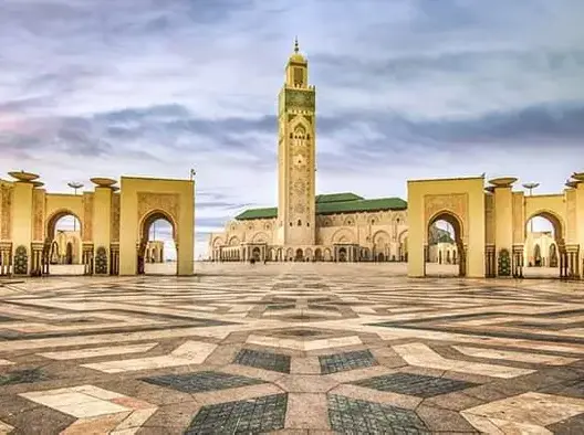فرض رسوم تصل لـ70 درهما لزيارة مسجد الحسن الثاني يفجر غضب الزوار المغاربة (فيديو)