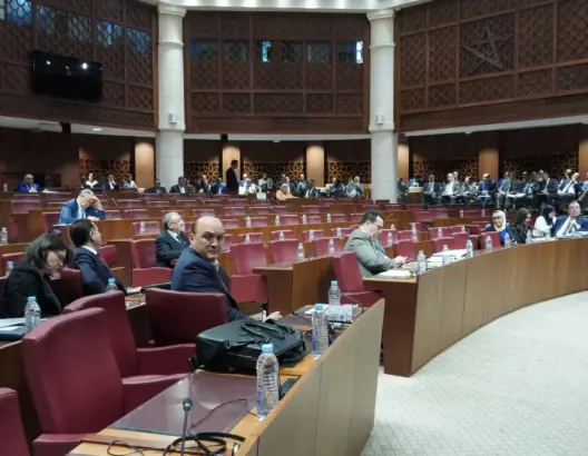 %52 من البرلمانيين تغيبوا عن مناقشة قانون المالية ومنيب والتامني تتفوقان على الأغلبية