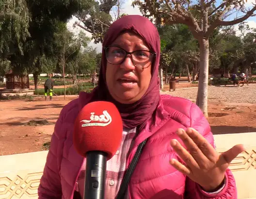 أم تتهم جمعيتين لكرة القدم بالمتاجرة بابنتها القاصر