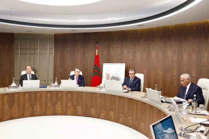 أخنوش يترأس اجتماعا لتفعيل قانون العقوبات البديلة