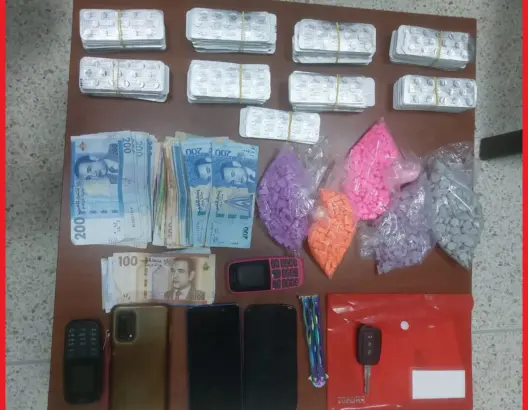 أمن طنجة يوقف 3 أشخاص بينهم فتاة بشبهة ترويج المخدرات
