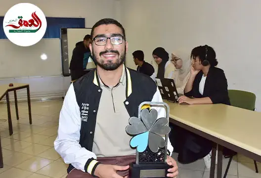 متوج بجائزة “المغرب للشباب” بمشروعه حول جامعي المتلاشيات