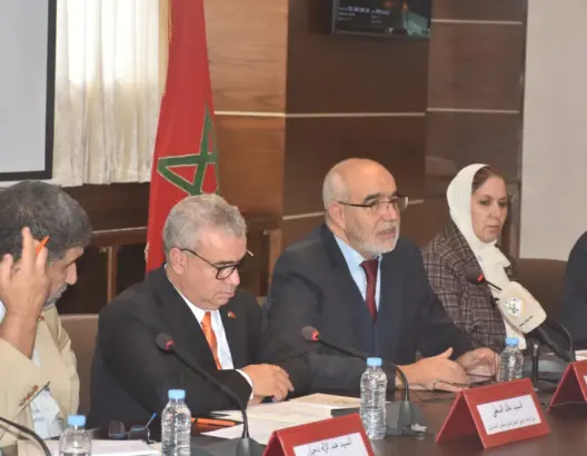 السطي يدعو للنأي بالحوار الاجتماعي عن “الحسابات السياسوية”