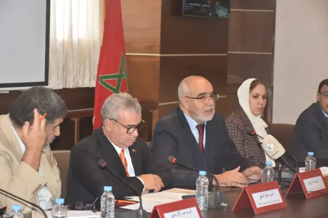 السطي يدعو للنأي بالحوار الاجتماعي عن “الحسابات السياسوية”