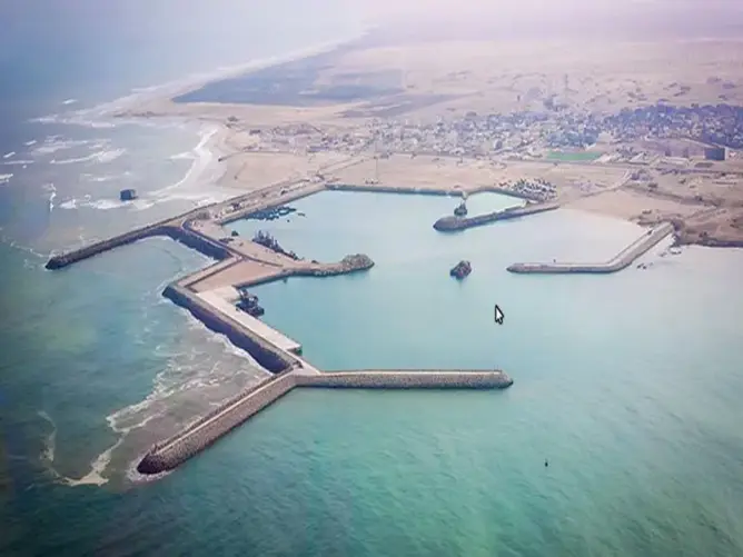 تمويلات فرنسية بـ100 مليون يورو تستهدف تطوير موانئ بالصحراء المغربية