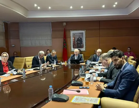 مستشارو الأحرار ينسحبون من عرض الراشدي احتجاجا على “اتهام الجميع بالفساد”