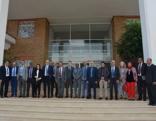 ألقى إنريكي أوجيدا فيلا، سفير مملكة إسبانيا لدى المملكة المغربية، يوم الثلاثاء 26 نونبر 2024، درسا افتتاحيا بجامعة الحسن الأول بسطات تحت عنوان: "العلاقات المغربية-الإسبانية: إرث تاريخي ومستقبل مشترك".