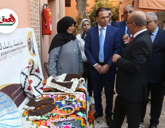 السعدي يتواصل مع حرفيي الصناعة التقليدية ويراهن على وجهة مراكش لتسويق المنتجات المغربية