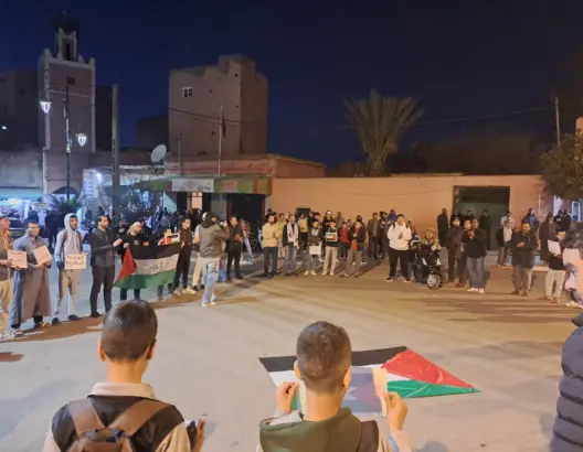 جبهة دمنات تدين تفريق وقفة طنجة وتتوعد بمواجهة أنشطة التطبيع محليا