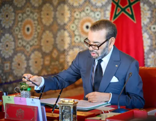 الملك يترأس مجلسا وزاريا