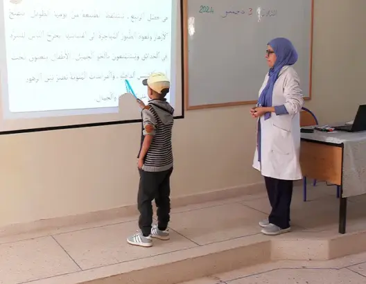 تلميذ في المستوى الثالث ابتدائي بأكادير يهزم السرطان بعد صراع طويل(فيديو)