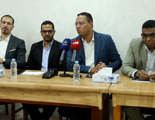 "جسور" تحتفي بإصدار مؤلفات وتنظم حفل توقيع لها