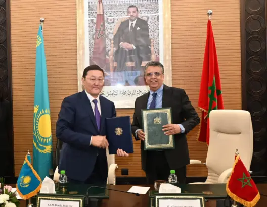 المغرب وكازاخستان يوقعان اتفاقيات لتعزيز التعاون القضائي الدولي في الميدان الجنائي (فيديو)