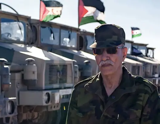 “فيزا البوليساريو تُؤخذ من الجزائر”.. هكذا حوَّل يوتيوبر مغربي “الجمهورية الوهمية” إلى نكتة
