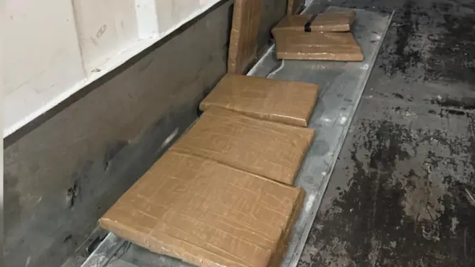 إحباط تهريب كمية من الحشيش بميناء طنجة