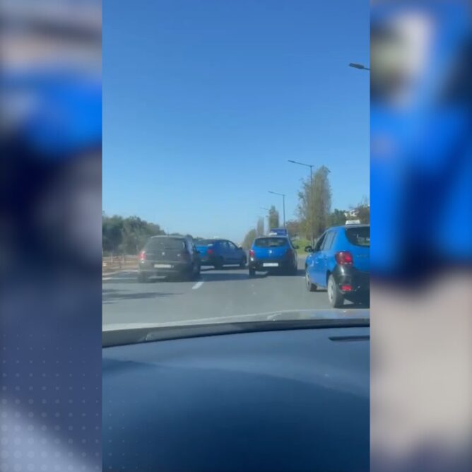 فوضى الطاكسيات بالرباط.. اعتقال 3 سائقين وشخص يعمل بتطبيقات النقل الذكي