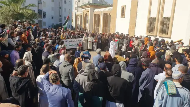أزيد من 115 مظاهرة بالمغرب تنديدا بإحراق الاحتلال لمستشفيات غزة.. ومطالب بإنقاذ أرواح المرضى