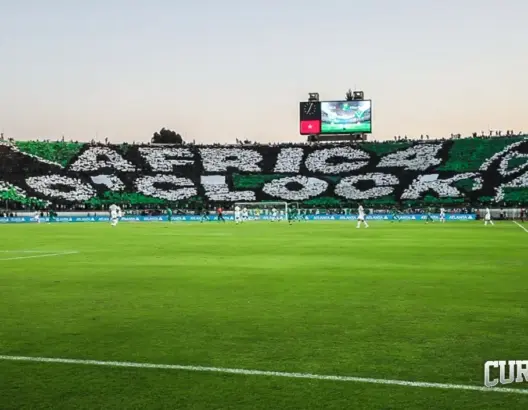 “الكورفا سود” يطالب بحملة “تطهير” داخل الرجاء ويدعو المكتب لـ “الإستقالة فورا”