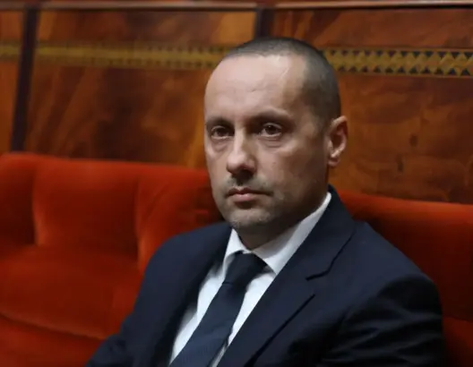 300 كيلومتر للعلاج وانتظار لـ6 أشهر.. تقرير يعري واقع “الأزمة الصحية” بجهة الشرق