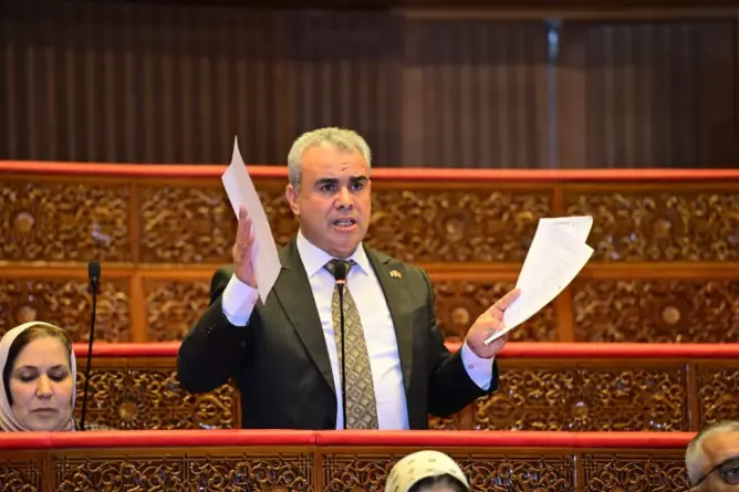 السطي يطالب الحكومة بمراجعة نظام عطل الأعياد الدينية وإقرار “عطل استثنائية”