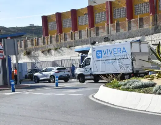 المغرب يمنع دخول أول شاحنتين تجاريتين من إسبانيا عبر معبري سبتة ومليلية