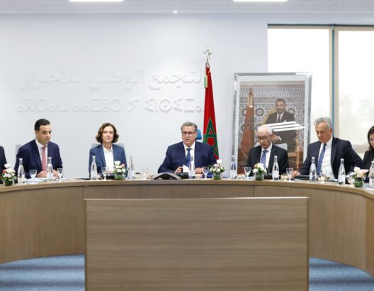 حزب الأحرار يشيد بالدبلوماسية الملكية والإنجازات الاقتصادية للحكومية