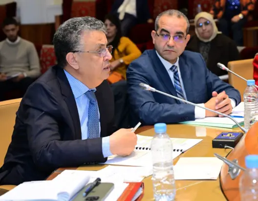 خاص.. المسطرة الجنائية تصل البرلمان والحكومة تتمسك بمنع الجمعيات من مقاضاة رؤساء الجماعات