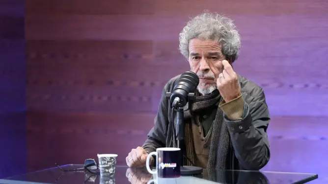 الزروالي يجلد الأحزاب ويقترح إحداث ضريبة لتكوين الوزراء