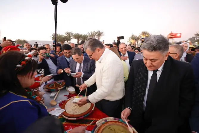 احتفالات السنة الأمازيغية تتواصل.. أخنوش يحضر “تنڭيفت” ومعرض الصناعة التقليدية بأكادير