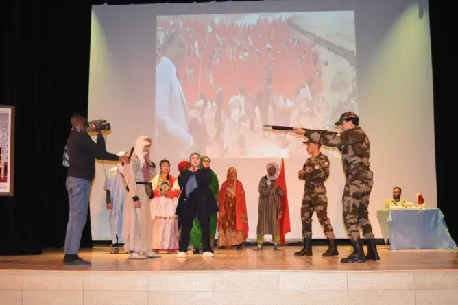 “المسيرة الخالدة”..  مسرحية تحتفي بذكرى تقديم وثيقة الاستقلال