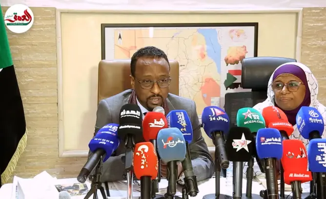 وزير سوداني من المغرب: “الدم السوداني في عنق الإمارات”