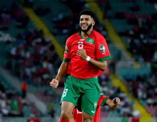 صيباري: الملك ولقجع وراء تطور المنتخب الوطني.. وهدفي تحقيق كأس إفريقيا