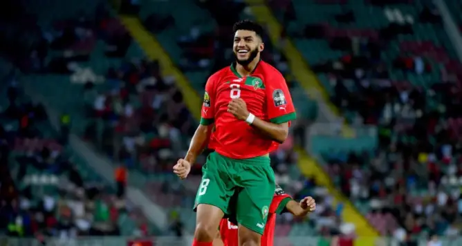 صيباري: الملك ولقجع وراء تطور المنتخب الوطني.. وهدفي تحقيق كأس إفريقيا