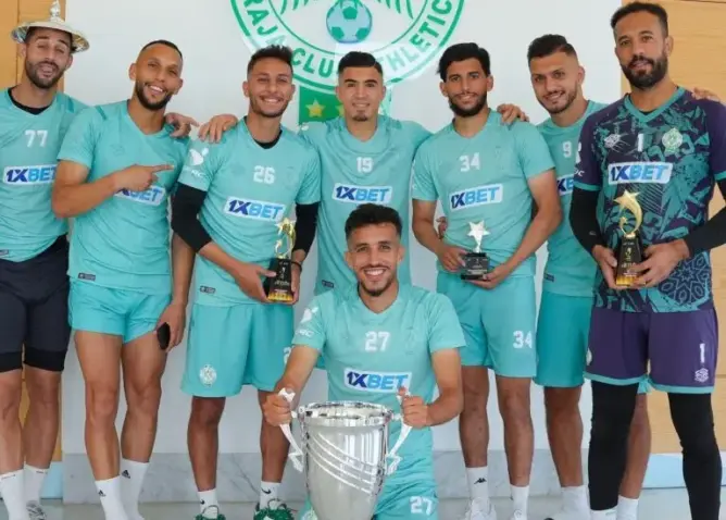 “انتفاضة” لاعبي الرجاء.. بداية لإعادة البناء أم استمرار أزمات متراكمة؟