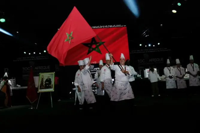 بعد “مونديال الحلويات” .. الطبخ المغربي يتألق في “الألعاب الأولمبية” بفرنسا