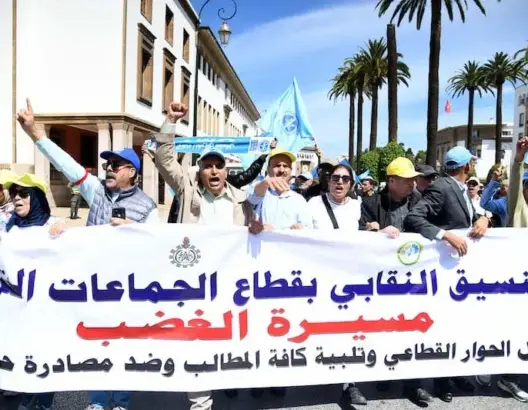 “تعثر الحوار” يعيد الاحتقان للجماعات.. وجبهة الموظفين تتوعد بالتصعيد