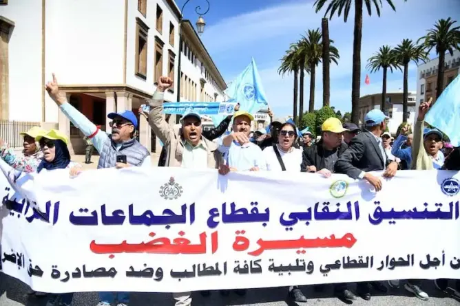 “تعثر الحوار” يعيد الاحتقان للجماعات.. وجبهة الموظفين تتوعد بالتصعيد
