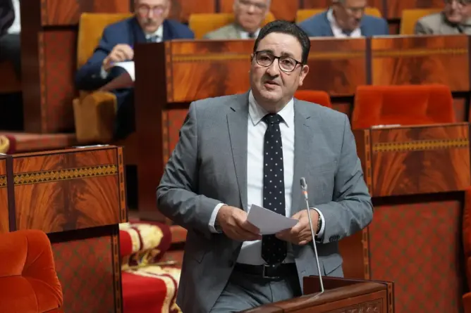 “المونديال”..قيوح يراهن على “ربان الطيران المدني” لتحسين خدمات النقل الجوي