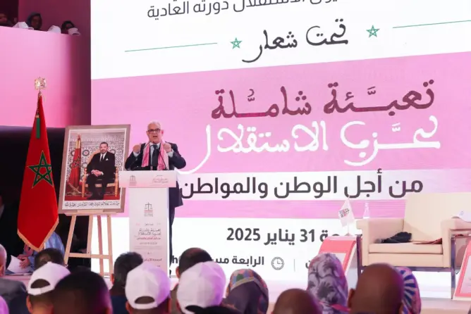 بركة يفتخر بتقلد “وزارات وزانة” ويروج لبرنامج الاستقلال الانتخابي بحاضرة الصحراء