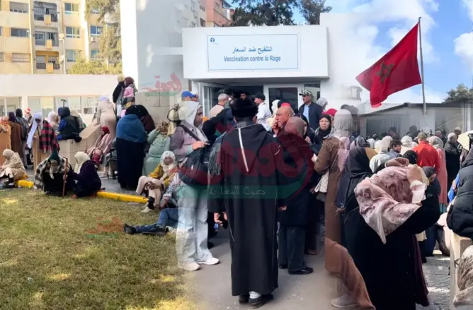 معتمرون يتخوفون من نفاد لقاح “العمرة” ومعهد “باستور” يغلق الباب أمام مواطنين