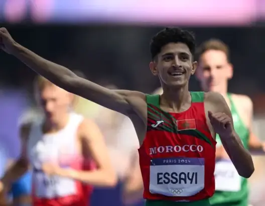المغربي أنس الساعي يحطم رقم هشام الكروج في 3000 متر داخل القاعة