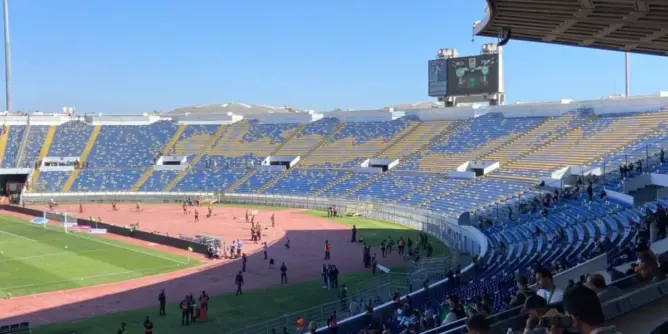 ثاني أقوى دوري بأفريقيا.. ما أسباب تراجع شغف الجماهير المغربية بالبطولة الاحترافية؟